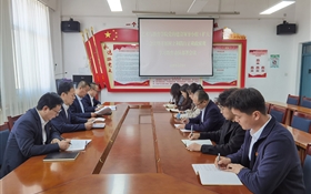 藝術(shù)與教育學(xué)院召開樹立和踐行正確政績(jī)觀學(xué)習(xí)教育動(dòng)員部署會(huì)議